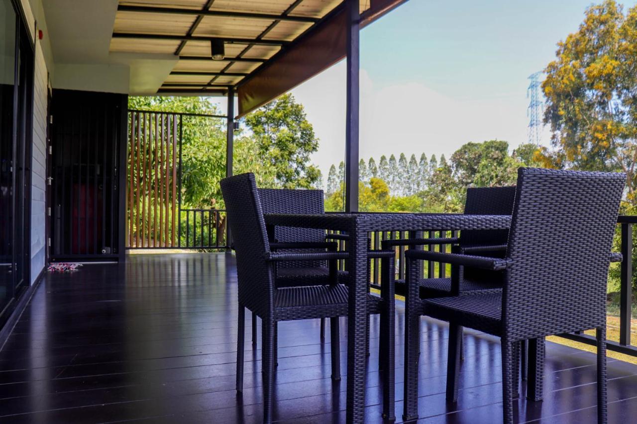 Mae On Village Resort Roi Et Exterior foto